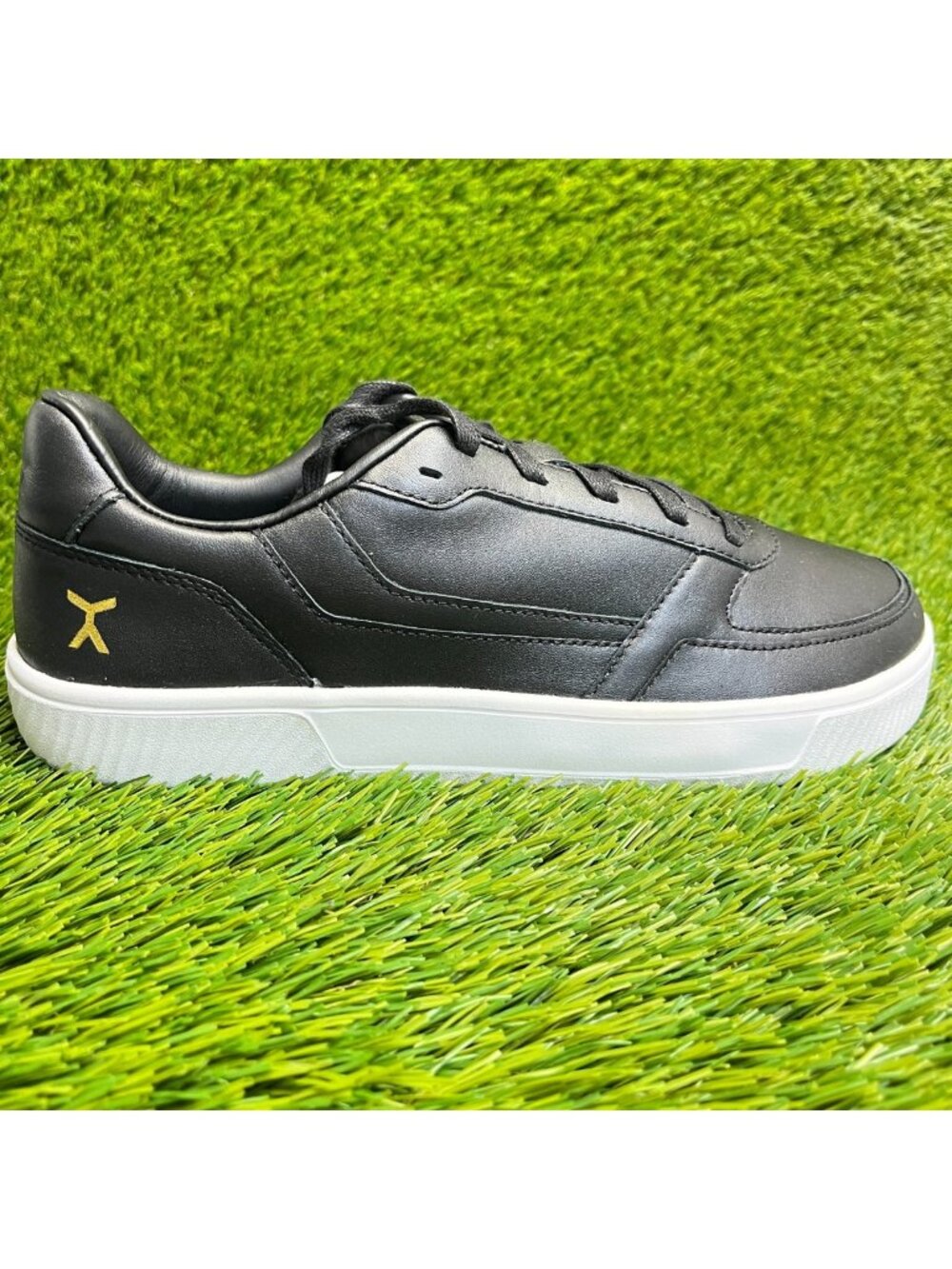 Flux Adapt Leather Trainer Black White Mens Size 9 Athletic Shoes Sneakers